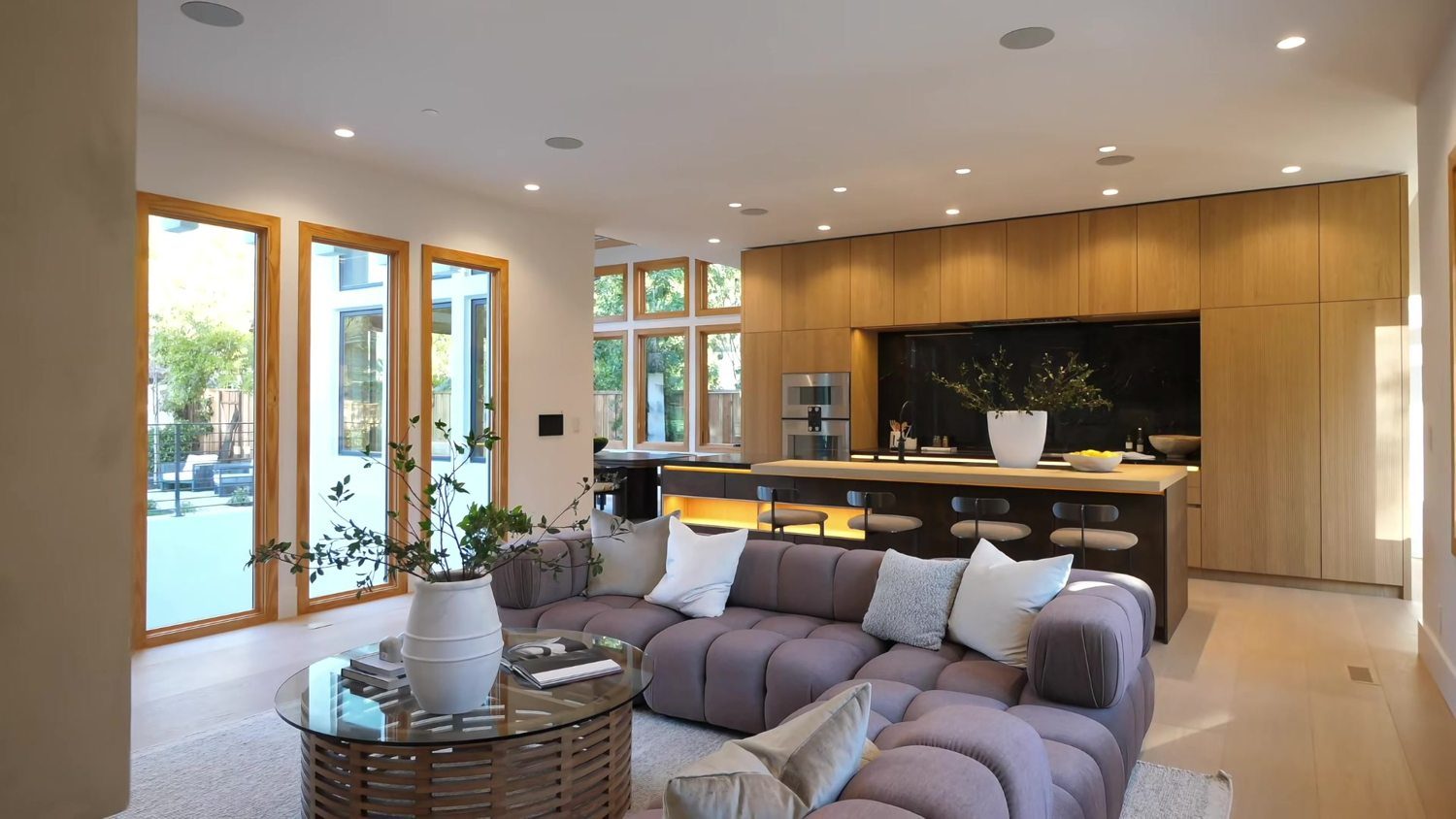 Villa kitchen cabinetry project sourced from Foshan
