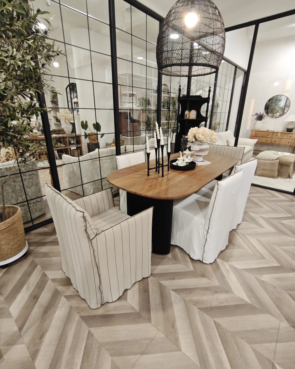 Preparing a furniture buying list for China